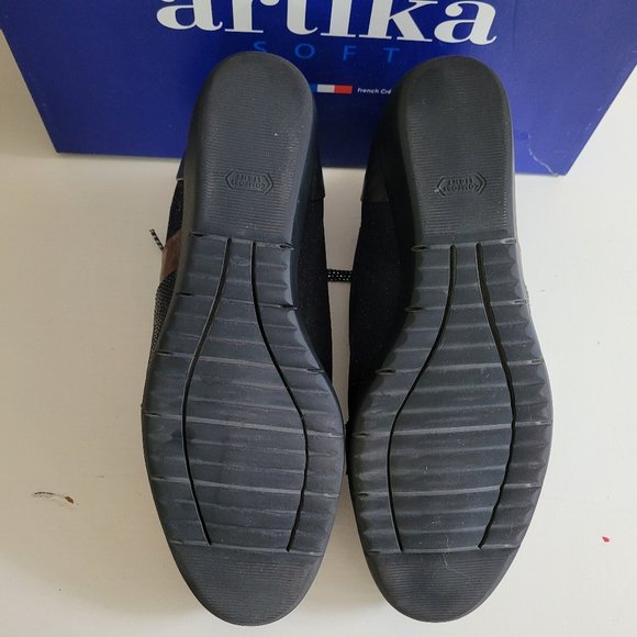 Artika Soft Black and Metallic Zipped Booties EU 40/US 9.5 - Picture 8 of 11